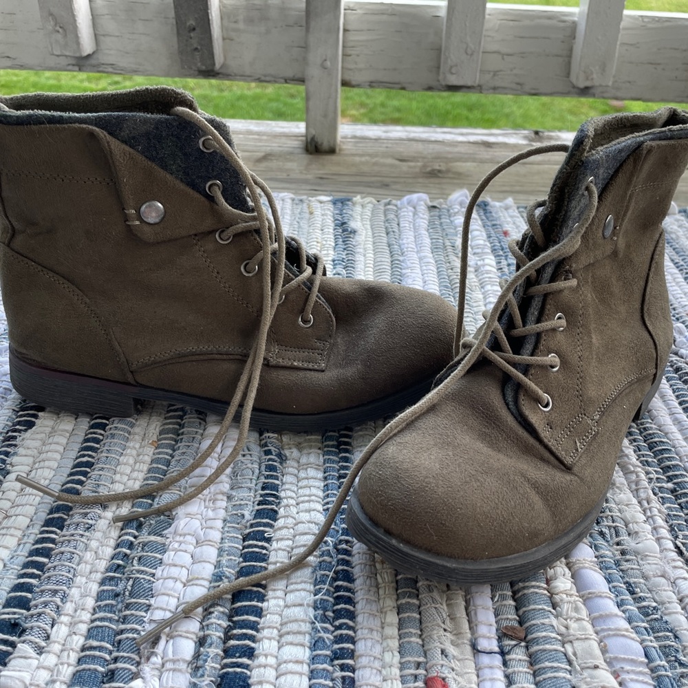 Women’s Rock & Candy Combat Style Boots